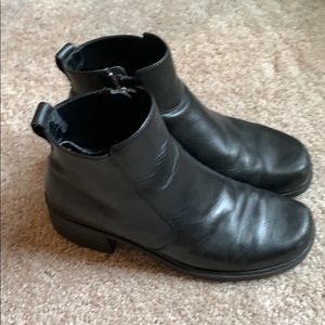 Ankle boots